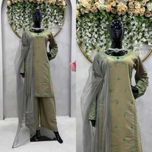 FANCY GEORGETTE BORDADO CON MOTI TRABAJO SUPERIOR CON DUPATTA SEMI COSTURA PAKISTANI TRAJE VINO - Product Image 3