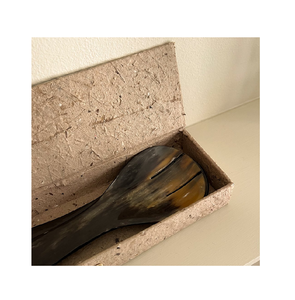 Ensemble de cuillères à salade à manche en corne naturelle Ustensiles de cuisine élégants Accessoires de Noël au look unique - Product Image 2