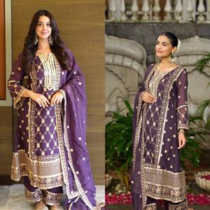 Conjunto de Top Tradicional para Mujer de Alta Calidad, Color Morado Intenso, Chinnon de Secado Rápido, con Pantalones Plazzo y Dupatta, para Fiestas y Eventos Festivos - Product Image 1