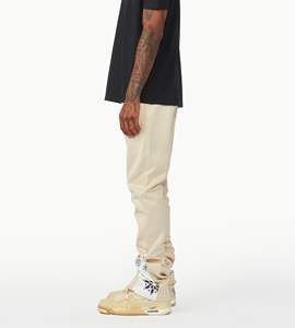 Pantalón de chándal blanco apilado Flare Pantalones de chándal apilados de alta calidad Pantalones de carga con costuras de rayas impresas personalizadas para hombres - Product Image 2