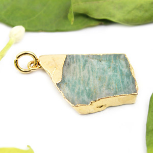 Colgante de amazonita natural de estilo étnico, joyería de piedra natal galvanizada de oro de 24 quilates, venta al por mayor India - Product Image 2