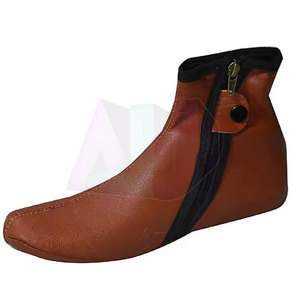 Chaussettes en cuir de haute qualité, décontractées, respirantes, légères, confortables, durables, pour hommes, port quotidien en hiver, style unique - Product Image 6