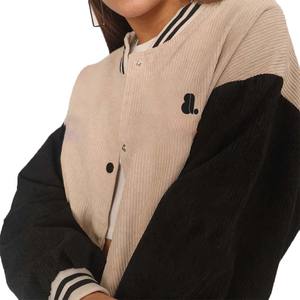 Service OEM ODM pour les détaillants, veste universitaire pour femme à manches longues de la meilleure qualité, veste de baseball courte pour femme, uniformes universitaires pour l'hiver - Product Image 2