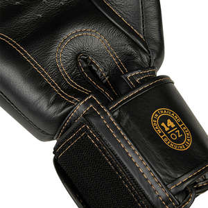 Gants de boxe Thunder-Black en cuir de vachette, logo personnalisable, avec lacets au poignet, différentes tailles pour le kickboxing et le MMA - 10oz 12oz 14oz 16oz - Product Image 6