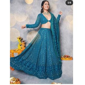 Georgette lehenga choli นักออกแบบชาวอินเดียชุดปาร์ตี้สำหรับผู้ใหญ่งานปักลายสวยงามทันสมัยล่าสุดสำหรับงานแต่งงาน - Product Image 1