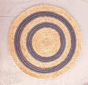 แผ่นรองจานพลาสติกจากประเทศจีนสินค้าใหม่สำหรับบ้านและงานแต่งงานดีไซน์หวายแบบทอ - Product Image 1