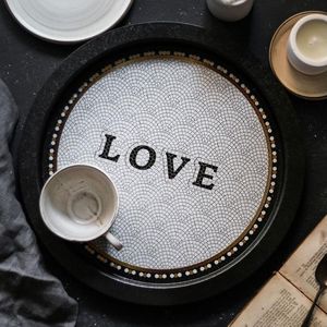 Plateau rond en métal motif mosaïque géométrique 315 mm Ø Plateau de service de luxe en laiton et aluminium pour les occasions du Ramadan - Product Image 1