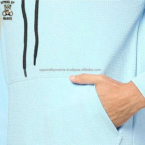 Survêtements pour hommes avec personnalisation de marque disponible, tissu premium et options de logo personnalisé, en vente - Product Image 5