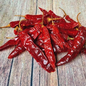 Silk Chains - Chile Rojo Seco Triturado de Primera Calidad, Dulce y Picante, 90 Brix, Cuidadosamente Seleccionado, Paquete de 5 kg - Product Image 1