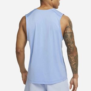 Camiseta sin mangas de alta calidad OEM 2024, personalizada, para gimnasio, estilo stringer, para hombre, en oferta, chaleco de gimnasio, fitness, camisetas sin mangas personalizadas para hombre - Product Image 3