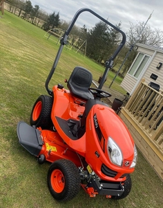 Cortadora de Césped Kubota G261 con Potente Motor de 2 Tiempos de Grado Industrial HD de 764 cc y 190 cc, Inalámbrica de 28 V - Product Image 4