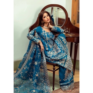 Vestido Charizma Dastan-E-Jashan, Traje de 3 Piezas sin Coser, de Lujo, Formal, Bordado, en Chifón y Organza – Azul - Product Image 2