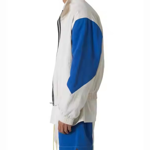 Conjunto de Chaqueta y Pantalones Cortos Cortavientos de Nailon de Peso Medio con Logotipo Personalizado Unisex 2026, Chaqueta con Capucha y Cordón Ajustable de Poliéster de la Mejor Calidad, Estilo Casual para Hombre - Product Image 6