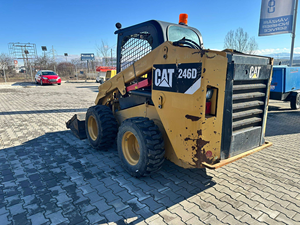 Chargeuse sur pneus Caterpillar 246D Diesel 2015 |   Chargeuse compacte CAT 246D, modèle 3,6 tonnes, moteur diesel haute performance 74 CV C3.3B - Product Image 3