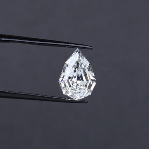 Diamante cultivado en laboratorio VVS de corte de pera con certificado IGI personalizado para la fabricación de joyas a precio mayorista de fabricante indio - Product Image 2
