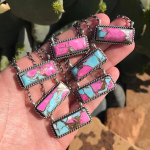 Le collier de bar Big Chief en barbe à papa Bold Pastel Statement Jewelry - Product Image 1