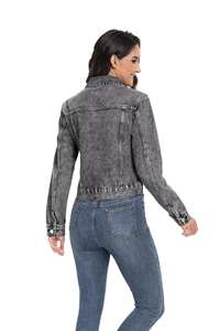 Chaquetas de mujer Lady Jean Jacket Chaqueta de mezclilla de manga larga para mujer Ropa de mujer Color personalizado Cantidad Abrigo personalizado Algodón OEM - Product Image 6