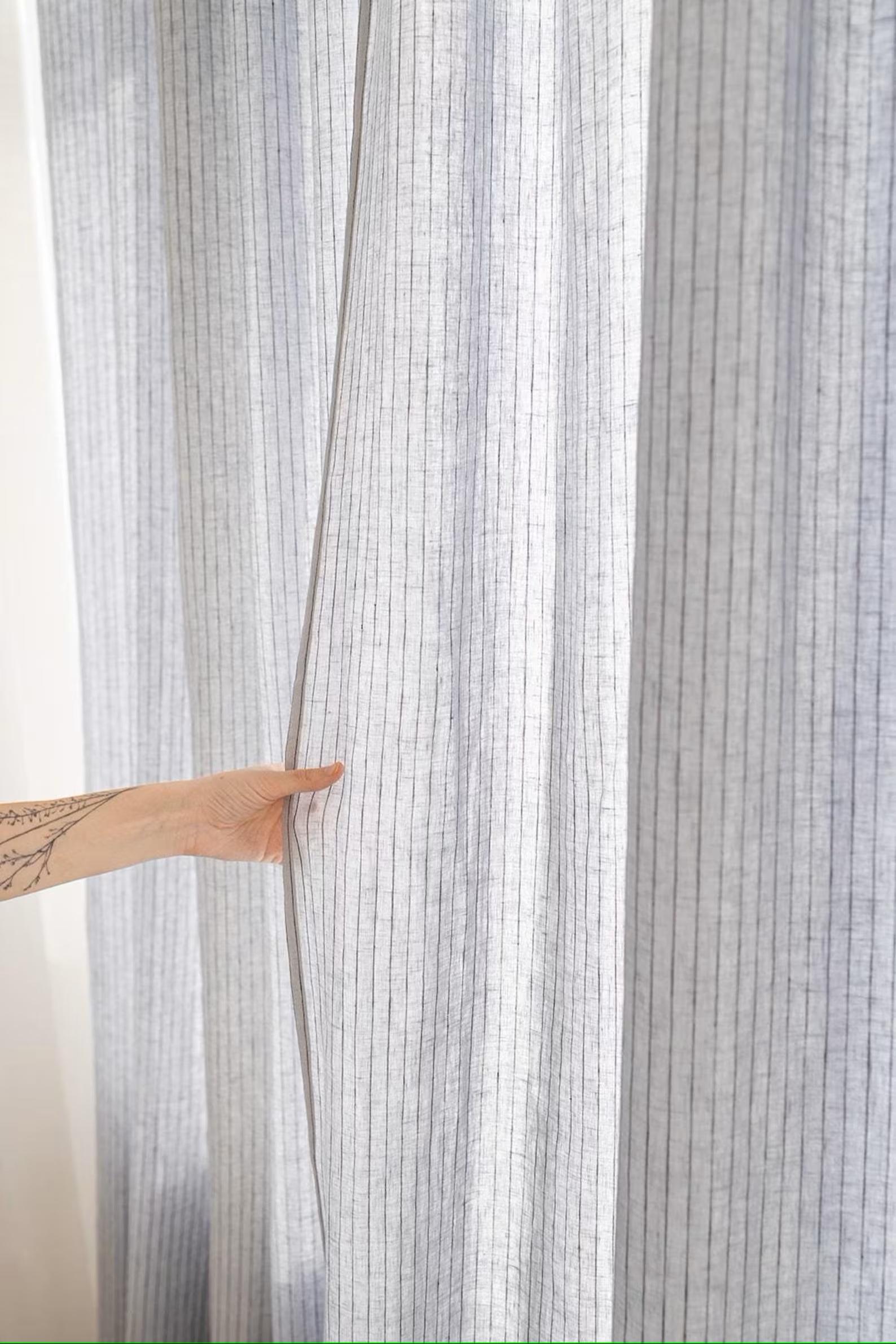 แถบสีน้ำเงิน/ขาว