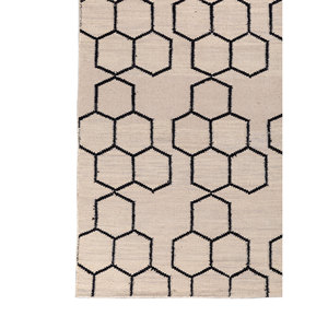 พรมขนสัตว์ทอแบบเรียบสีเทาและสีดำ รุ่น Indusbar Dwrm-117 ลายเรขาคณิตและลวดลายนามธรรม รูปทรงสี่เหลี่ยมผืนผ้าและลายทาง สำหรับใช้ปูพื้นบ้าน - Product Image 4