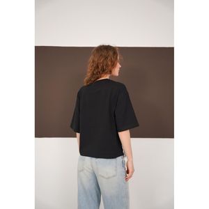 Camiseta al por mayor con cuello redondo y detalles de guipur - [object Object] - Product Image 5