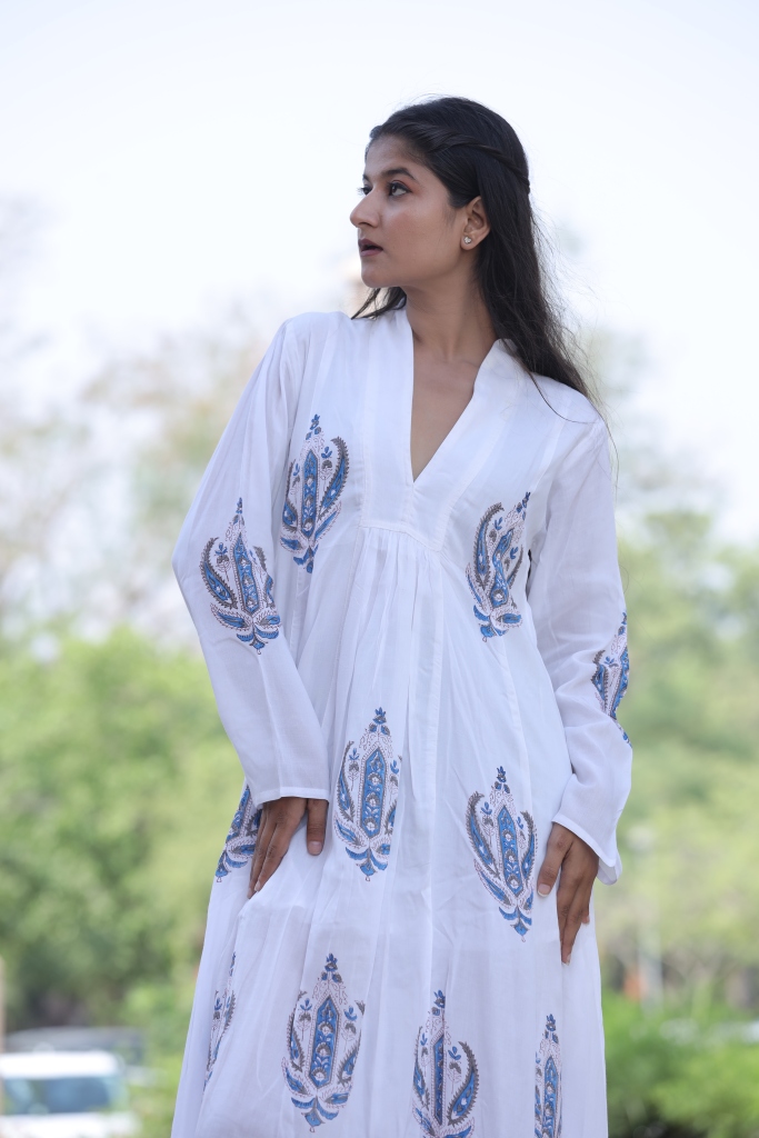 เช่นเดียวกับรูปภาพ