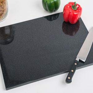 Tabla de cortar de mármol macizo de alta calidad para la preparación de alimentos con una superficie pulida elegante y resistente a manchas y olores - Product Image 1