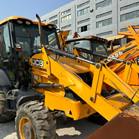 Chargeuse-pelleteuse JCB 3CX dans Max Unique Construction & Machines de Construction