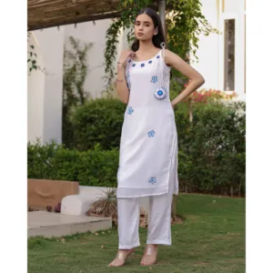 Conjunto Kurta de Seda Blanca Tulipán para Mujer de Thread & Button - Product Image 2