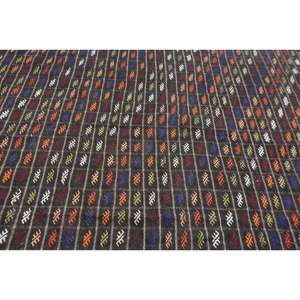 Alfombra Turca Kilim Vintage Grande de 6.4x9.6 pies, Alfombra Marroquí Negra de Lana - Product Image 5