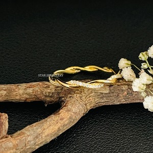 แหวนแต่งงานประดับเพชรธรรมชาติสีทอง14K - Product Image 3
