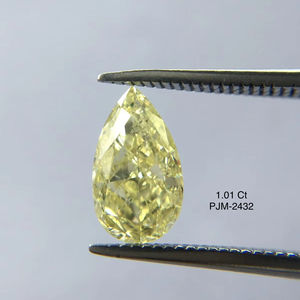 Diamants en vrac coupe poire I1 diamants certifiés GIA pour la fabrication de bijoux 1.01 carats fantaisie jaune clair diamants naturels en vrac OEM - Product Image 1