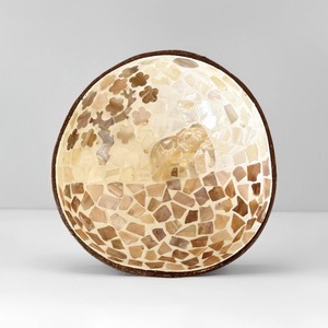 Bol élégant en noix de coco avec incrustation de nacre pour la décoration de la maison, bols laqués faits à la main, best-sellers - Product Image 5
