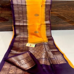 Sari de Seda Elegante Hecho a Mano con Bordado Zari y Choli para Mujer, para Todas las Temporadas, Bodas y Fiestas - Product Image 6