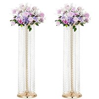 Grand lustre en métal suspendu, fait main en Inde, écologique et personnalisable, avec vase en cristal, pour table de mariage ou salle à manger
