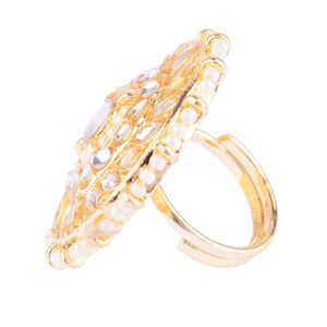 เครื่องประดับอินเดียแบบดั้งเดิมแหวนเจ้าสาวประดับมุกเทียมปรับขนาดได้แหวนนิ้วใหญ่สำหรับผู้หญิงสีทอง - Product Image 5