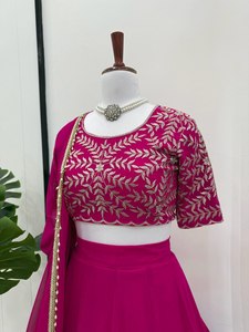 ชุดเดรสสำหรับเจ้าสาวและปาร์ตี้สำหรับผู้หญิงชุดเดรสอินเดียพื้นเมือง lehenga choli - Product Image 3