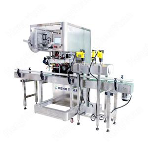 Machine d'étiquetage automatique de manchons rétractables pour bouteilles HYTS-100 - Product Image 4