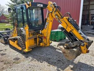 Chargeuse sur pneus JCB 1CX Plus Diesel 2022, pelle rétrocaveuse, composants hydrauliques Eaton, moteur, charge utile nominale de 4 tonnes, chargeuse frontale, tracteur - Product Image 3