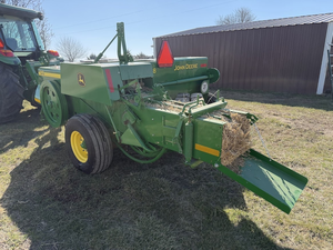 Empacadora Cuadrada Pequeña John Deere 348, Empacadora Cuadrada de Alta Productividad para Heno y Pasto, Máquina Agrícola Automática - Product Image 3