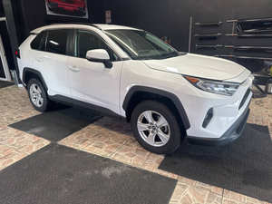 Toyota RAV4 Blanco 2021 en Perfecto Estado - Product Image 6