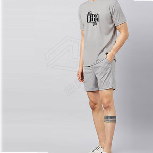 Conjunto corto de 2 piezas para hombre, ropa deportiva personalizada de verano, venta al por mayor, chándal, conjunto corto deportivo para hombre, conjunto doble liso - Product Image 1