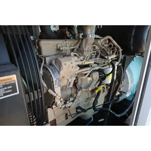 Groupe électrogène diesel 240 kW avec sélecteur de tension, remorquable, pour usage commercial, alimentation de secours - Product Image 4