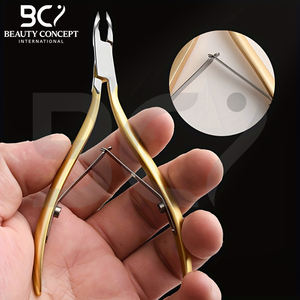 Cortauñas Profesional de Acero Inoxidable Color Dorado, Duradero, con Abertura de Mandíbula Ancha y Cuchilla Puntiaguda para Uñas Gruesas - Product Image 5