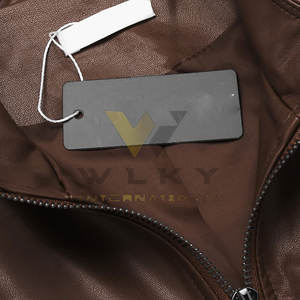 Chaqueta de Invierno de Cuero Genuino de Alta Calidad para Hombre que Ofrece Comodidad, Calor y un Atractivo de Moda Atemporal - Product Image 2