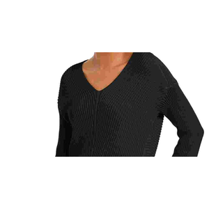Maglietta da Donna Charter Club a Maniche Lunghe con Scollo a V, Casual in Raso Lavorato a Maglia, Semplice con Ricamo, Disponibile in Nero, Taglie XS-XL e Petite - Product Image 2