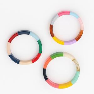 Premium Traditional Resin Bangle Elegant Pattern Handmade Bracelet Custom Colors Cute Style for Contemporary Jewelry Collections - Product Image 3