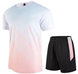 Ensemble de sport unisexe personnalisé en soie glacée à séchage rapide, respirant, pour la gym, l'entraînement et la course, T-shirt et short, survêtement, vente en gros OEM - Product Image 5