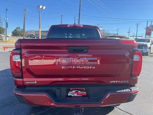 AT4X 4dr Crew Cab 4WD SB Usado en Buen Estado - Product Image 5