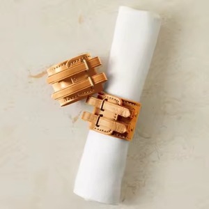 Servilleteros clásicos de cuero para profesionales de la hostelería que organizan cenas de lujo y elegantes fiestas navideñas - Product Image 3