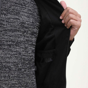 Blouson bombardier décontracté en satin de soie doux pour hommes avec logo matelassé pour bombardier d'hiver Blousons pour hommes - Product Image 3